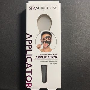 New SpaScriptions Silicone Face Mask Applicator